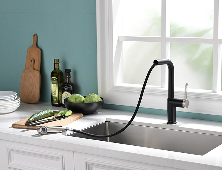 Adicione um toque de classe à sua cozinha com uma torneira de cozinha preta/dourada